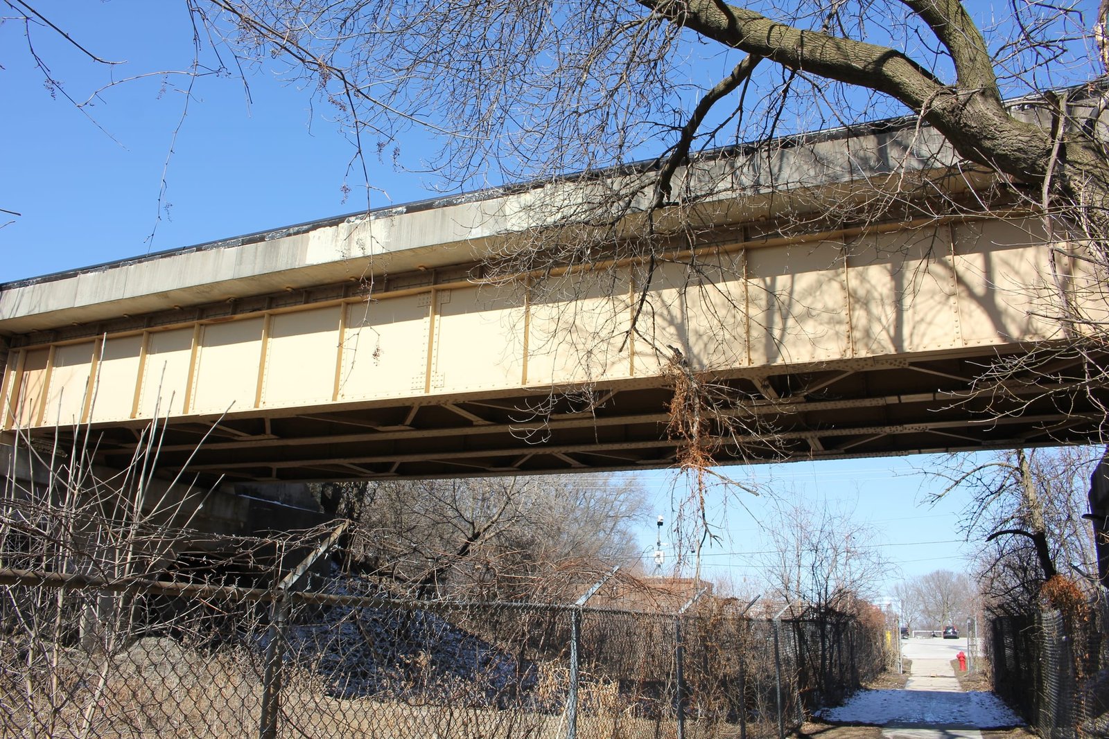 CTA Yellow Line - Old Hartrey Avenue Bridge