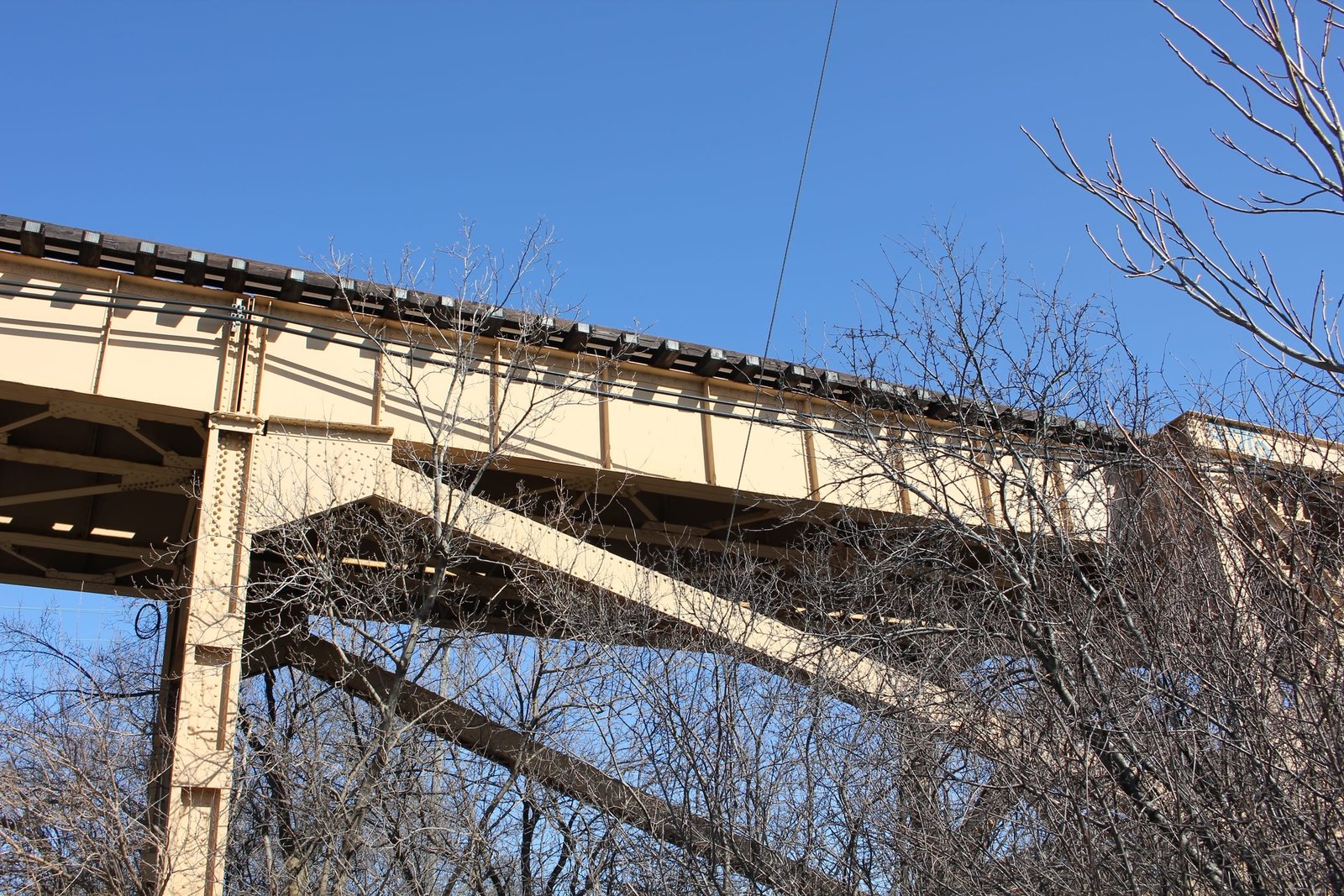 CTA Yellow Line - North Shore Channel Bridge