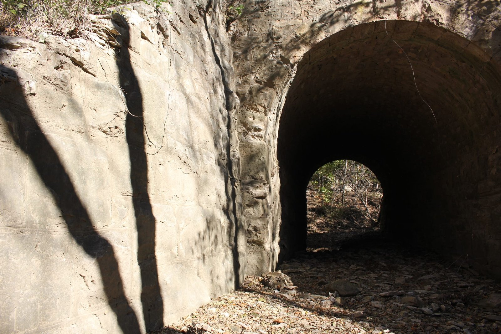 Road 11 Stone Arch