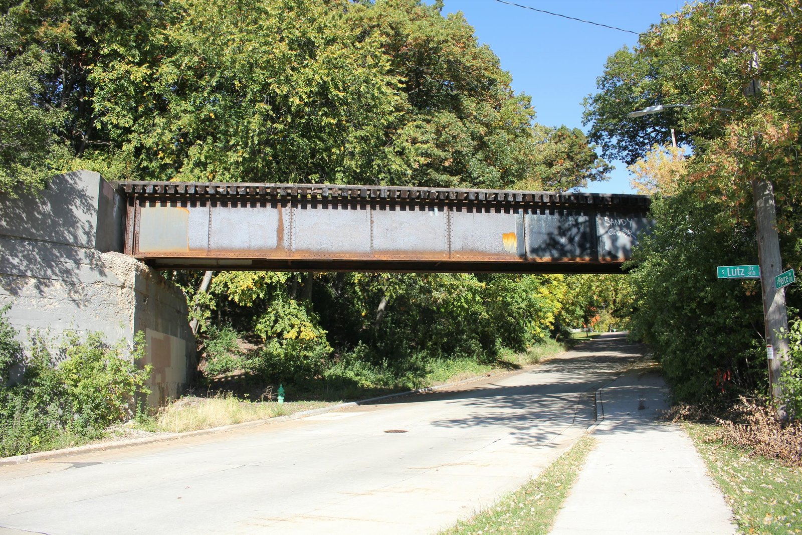 FOXY Pierce Avenue Bridge