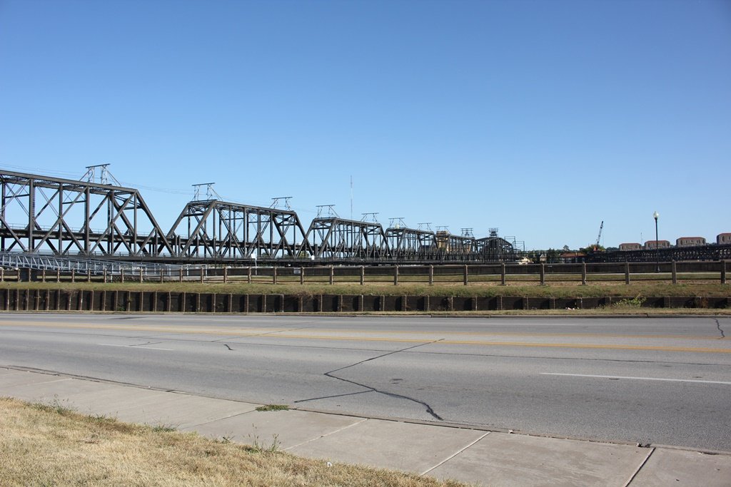 Government (Arsenal) Bridge