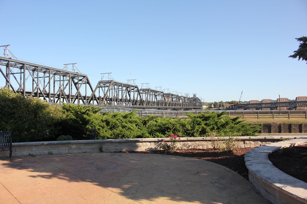 Government (Arsenal) Bridge