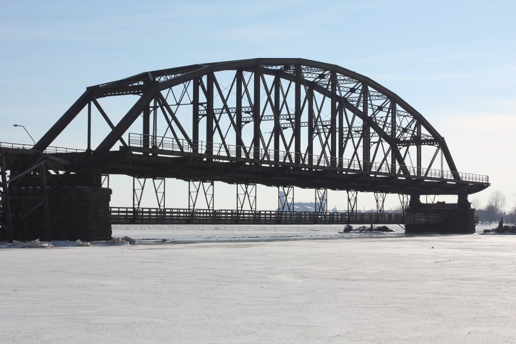 Interstate Bridge